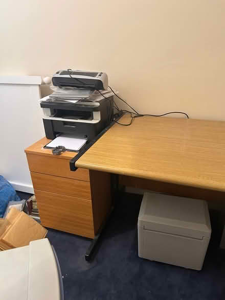 Photo of free Home desk and seperate drawers unit (Gidea Park Romford RM2) #3