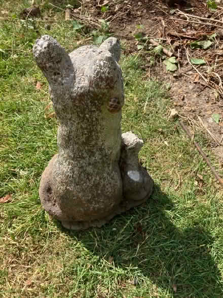 Photo of free Garden fox ornament (Wickford SS12) #2
