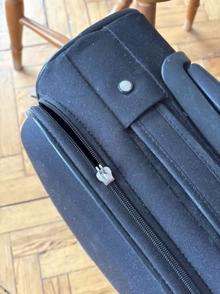 Photo of free Trip suitcase (Lee SE12) #2