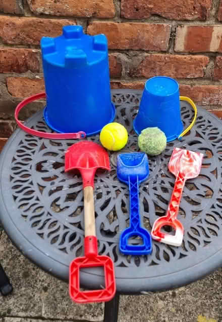 Photo of free Buckets, spades and tennis balls (Oswestry SY11) #1