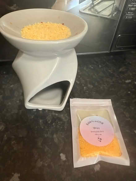 Photo of free Grey ceramic candle wax melt holder (Carshalton) #1