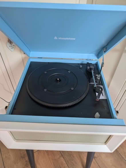Photo of free Steepletone record player (Bewdley DY12) #2