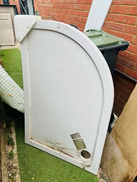 Photo of free Shower Tray (Luton LU2) #1