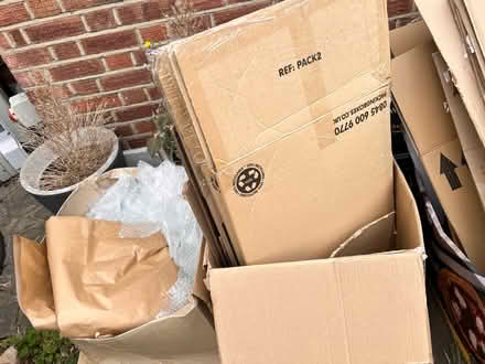 Photo of free moving boxes (Morden SM4) #1