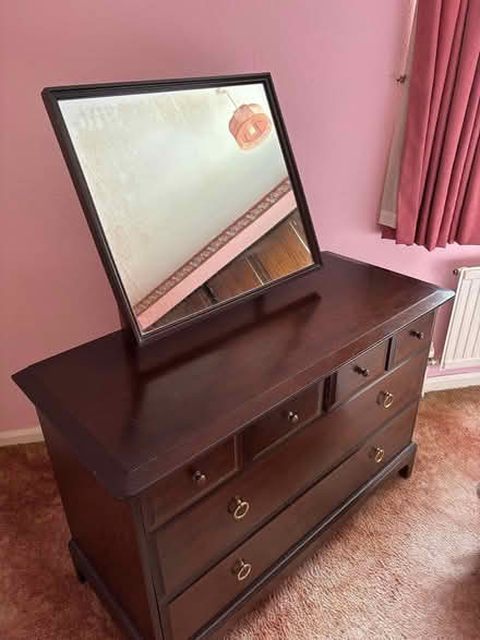Photo of free Set of bedroom furniture (Belper DE56) #4