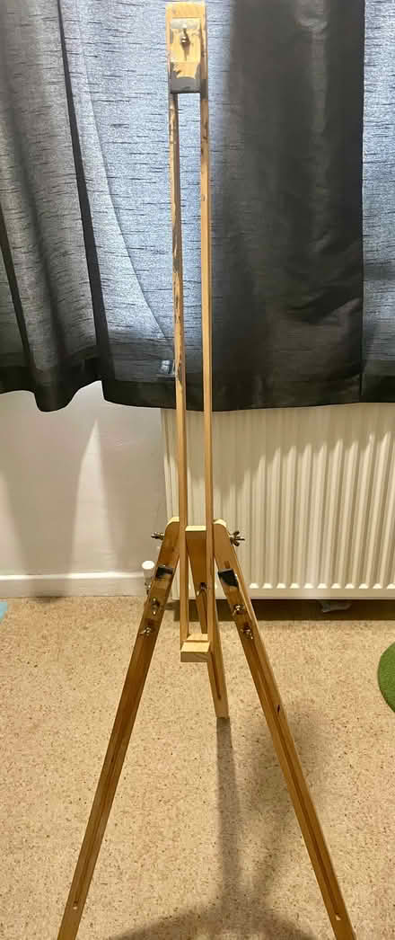 Photo of free Easel (Bolsover S44) #1