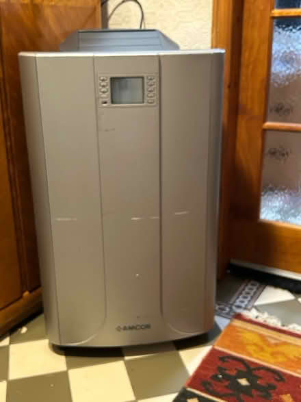 Photo of free Old portable aircon unit (Eynsham OX29) #1