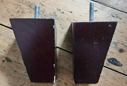 Photo of 4x wooden sofa feet (Sherwood NG5) #1