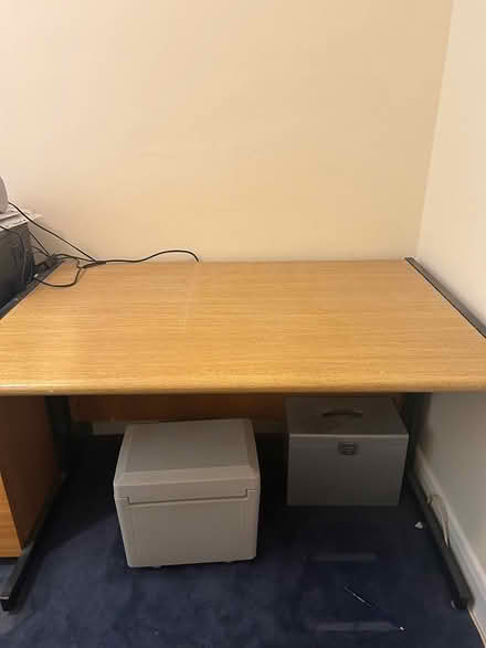 Photo of free Home desk and seperate drawers unit (Gidea Park Romford RM2) #4