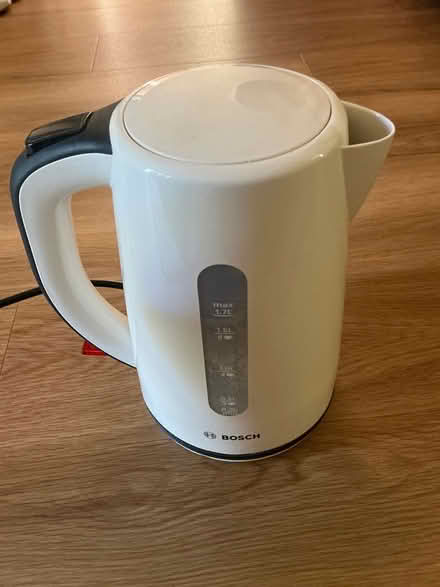 Photo of free Electric kettle (Rudgwick RH12) #1
