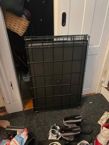 Photo of free Dog crate 18x24, 24x36 (Cambridgeport) #2