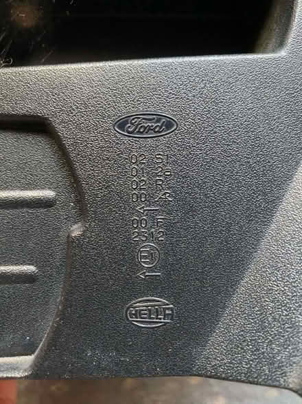 Photo of free Ford C-Max passenger tail cluster (Purbrook PO7) #3