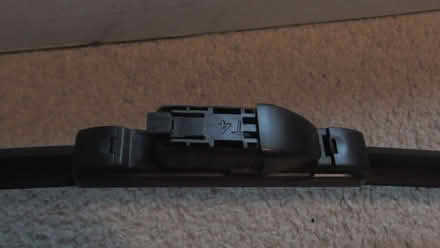 Photo of free Skoda Fabia 2010 Mk 2 front wiper (St Albans AL4) #2