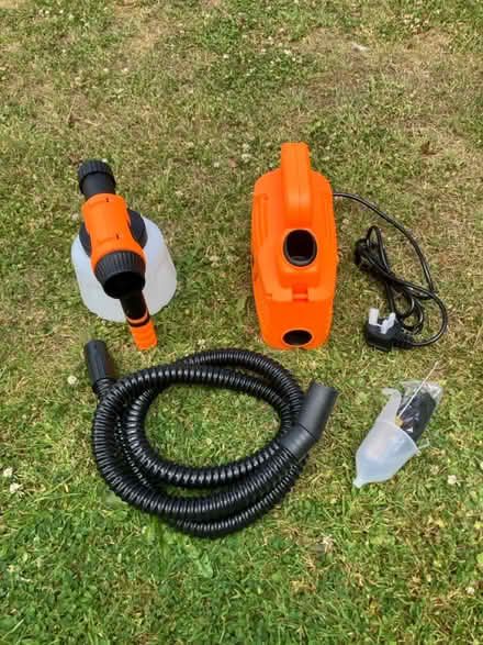 Photo of free Paint sprayer (HP27 Lacey Green) #1