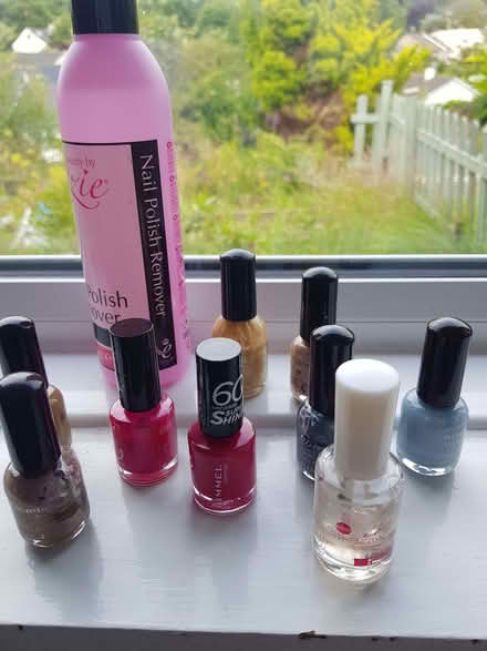 Photo of free Nail varnish & varnish remover (Kendal LA9) #1