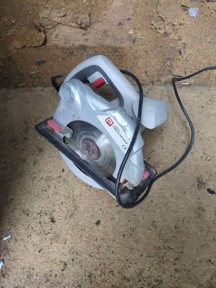 Photo of free Working circular saw (LE5) #1