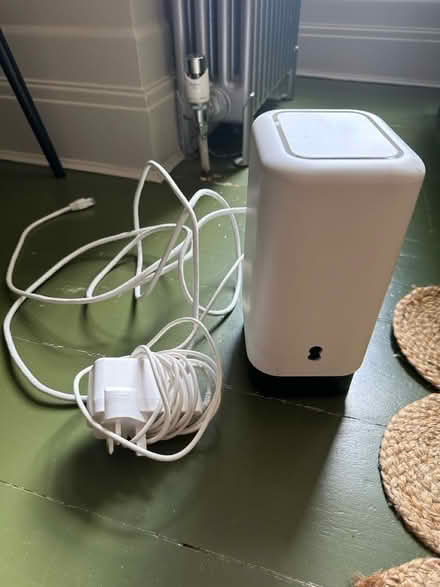 Photo of free EE 5G hub (unlocked) (Highbury N5) #1