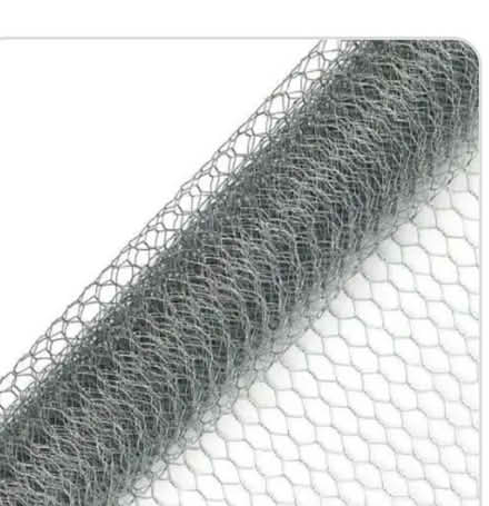 Photo of Similar wire fencing (New Bradwell MK13) #1
