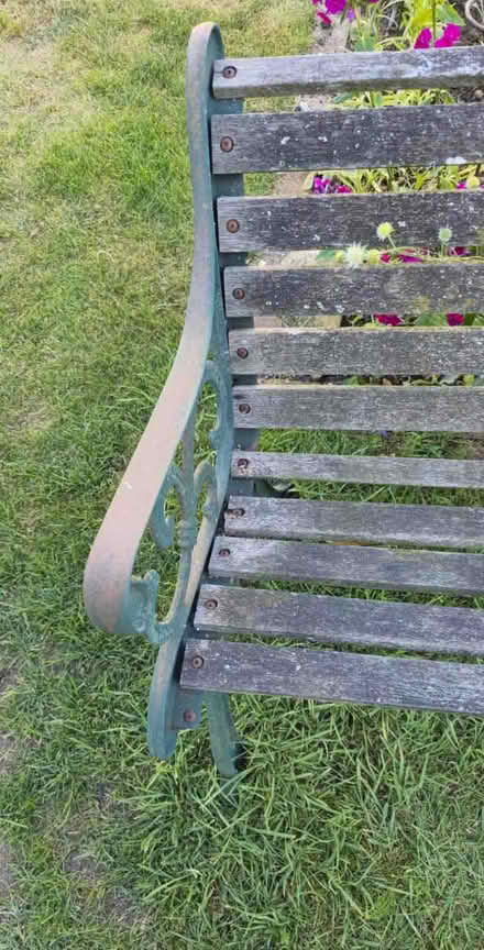 Photo of free Garden bench (Neat Enstone OX7) #2