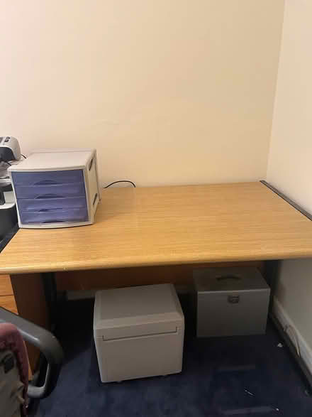Photo of free Home desk and seperate drawers unit (Gidea Park Romford RM2) #2