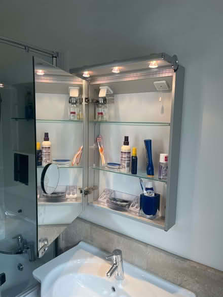 Photo of free Bathroom fittings (Tunbridge Wells N. TN4) #2