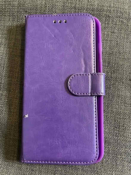 Photo of free iPhone case (Cardonald, Glasgow, G52) #1