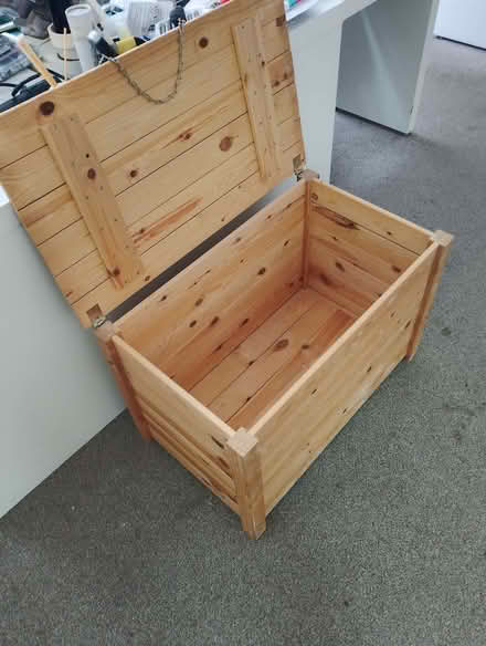 Photo of free Wooden Box / Chest (Glasgow City Centre G1) #2