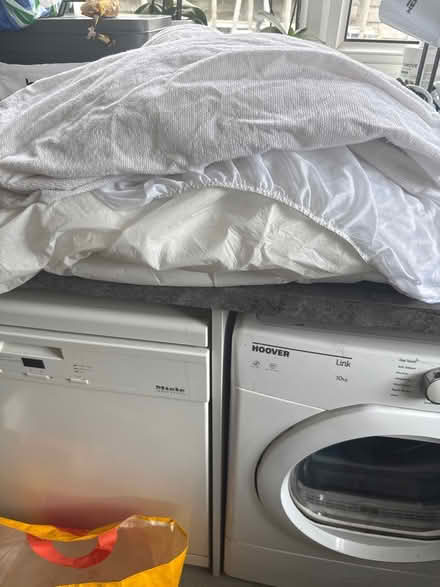 Photo of free 3 x double mattress protectors (Croydon/West Wickham) #1