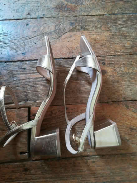 Photo of free Small heels size 2.5 and 3 (New Marston OX3) #3