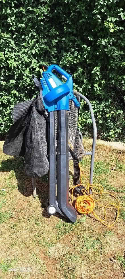 Photo of free Hyundai Leaf Blower and Vacc (Wigginton OX15) #2