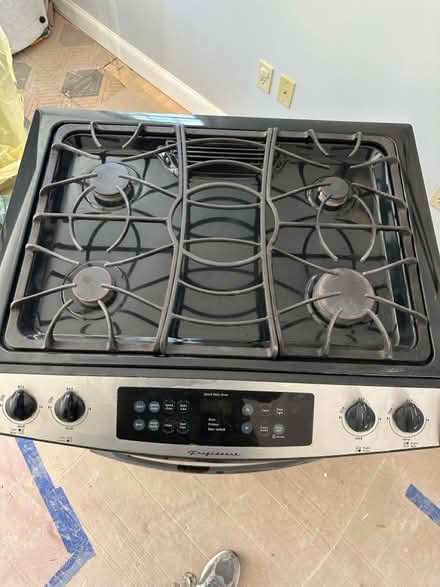 Photo of free Oven (Edgewood Cranston) #2