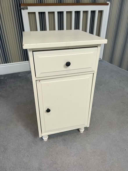 Photo of free White bedside table (Gerrards Cross SL9) #3