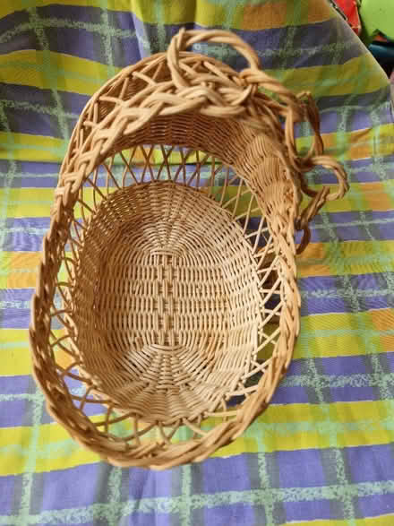 Photo of free Hanging wicker basket (Hindhead, Surrey) #2