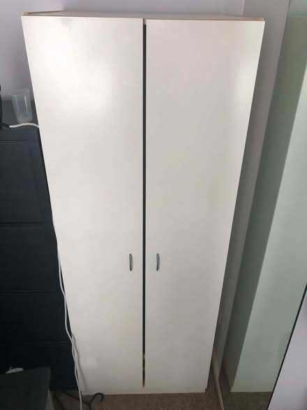 Photo of free A wardrobe (Langley SL3) #1