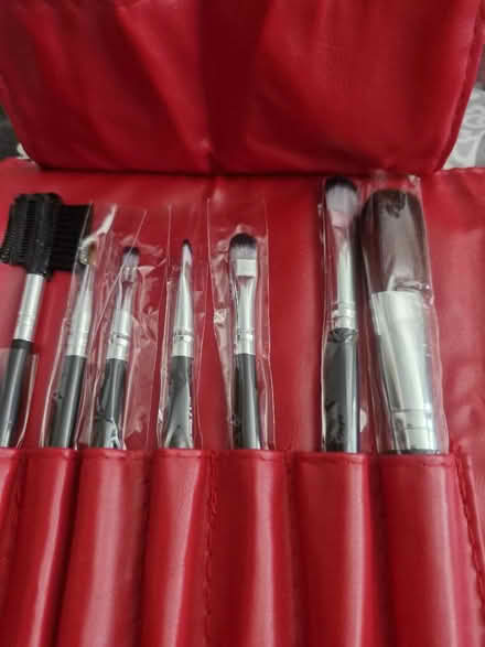 Photo of free Make up brush set (Grove Park SE9) #1