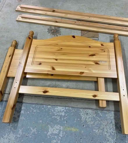 Photo of free Single riser bed, wood (Hedgerley SL2) #3