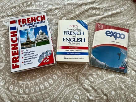 Photo of free French study materials (Bexley DA5) #1