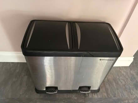 Photo of free Double pedal bin (Purley) #2