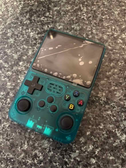 Photo of free R36s handheld gaming console (Enfield EN3) #1