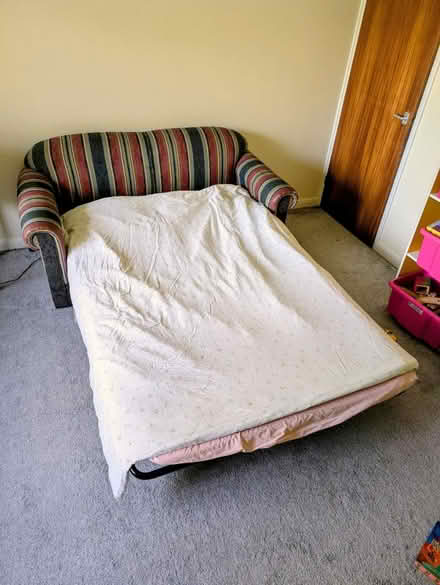 Photo of free Pull out sofa (Hatfield AL9) #2