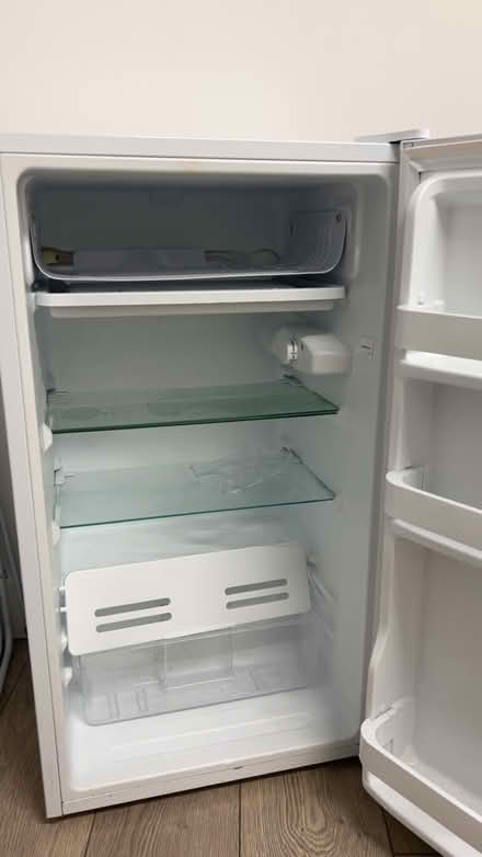 Photo of free Small white fridge, freezer (Basingstoke RG21) #2