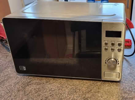 Photo of free Microwave (Oswestry SY11) #1