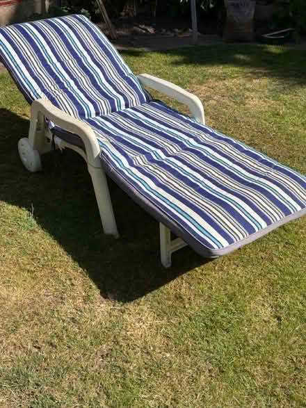 Photo of free Sunlounger (TW3 2) #1