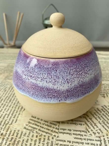Photo of free Ceramic pot (LE11 Loughborough) #1