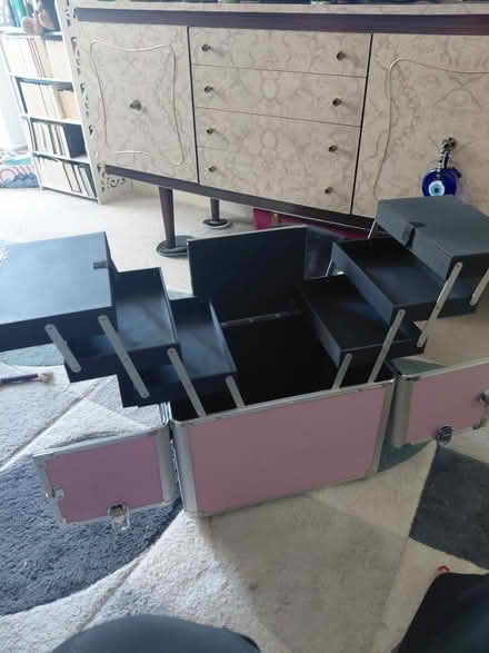 Photo of free Wheeled beauty Case (RG213AD) #4