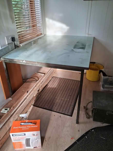 Photo of free Very solid workbench/table (GL5) #3