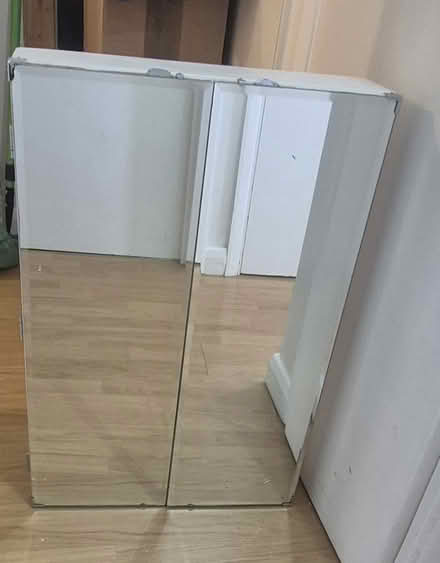 Photo of free Bathroom cabinet (West Hampstead NW6) #1