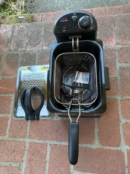 Photo of free T-fal Easy Pro deep fryer (North Berkeley) #1