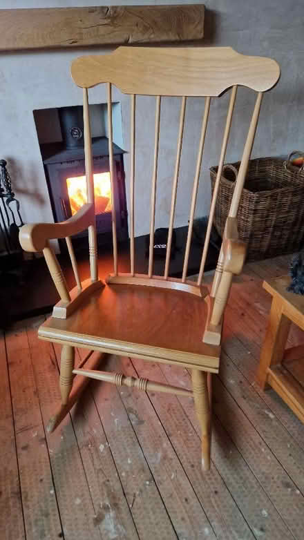 Photo of free Beautiful Rocking Chair (Bridge of Allan FK9) #1