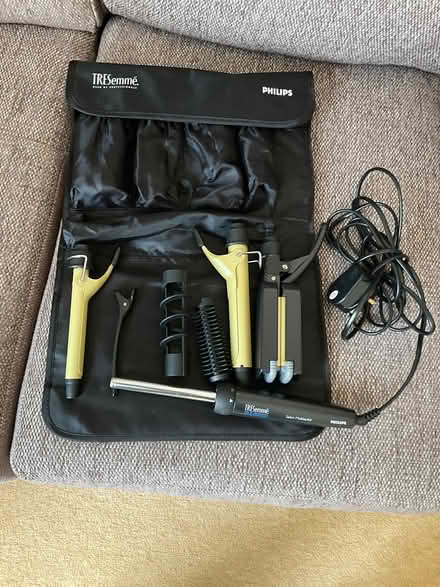 Photo of free Tresemme Hair Styling kit (Kempshott Park RG22) #1